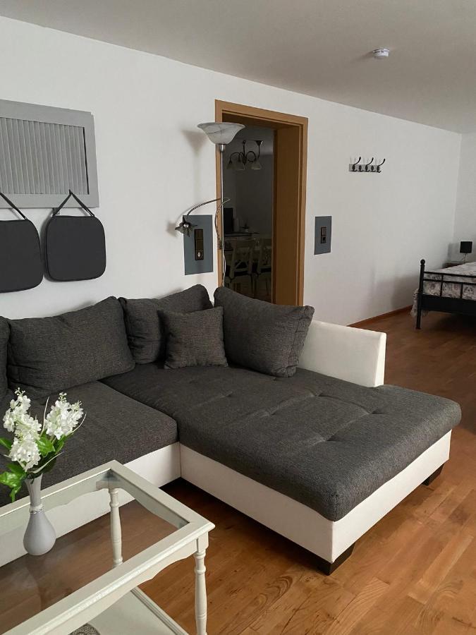 Casa Bianca Souterrain Apartment Капел-Графенхаузен Екстериор снимка