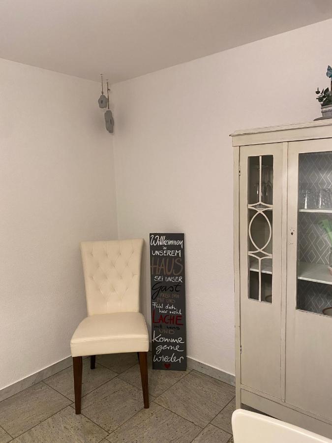 Casa Bianca Souterrain Apartment Капел-Графенхаузен Екстериор снимка