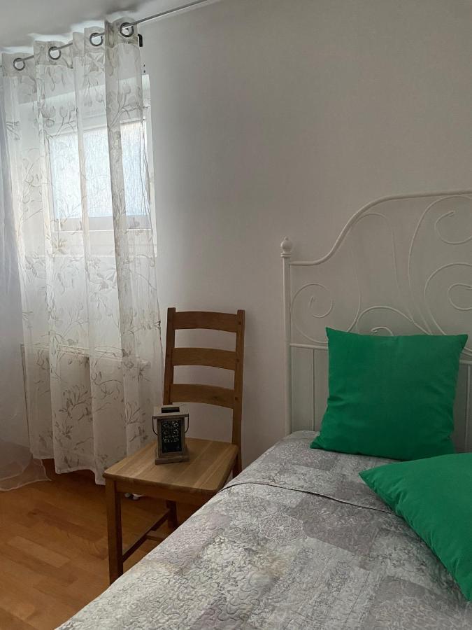Casa Bianca Souterrain Apartment Капел-Графенхаузен Екстериор снимка