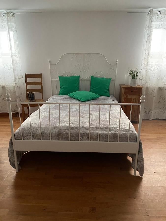 Casa Bianca Souterrain Apartment Капел-Графенхаузен Екстериор снимка